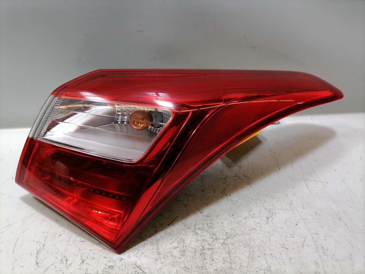 Hyundai I30 original R&uuml;cklicht R&uuml;ckleuchte Schlussleuchte rechts Flie&szlig;heck Bj.2014